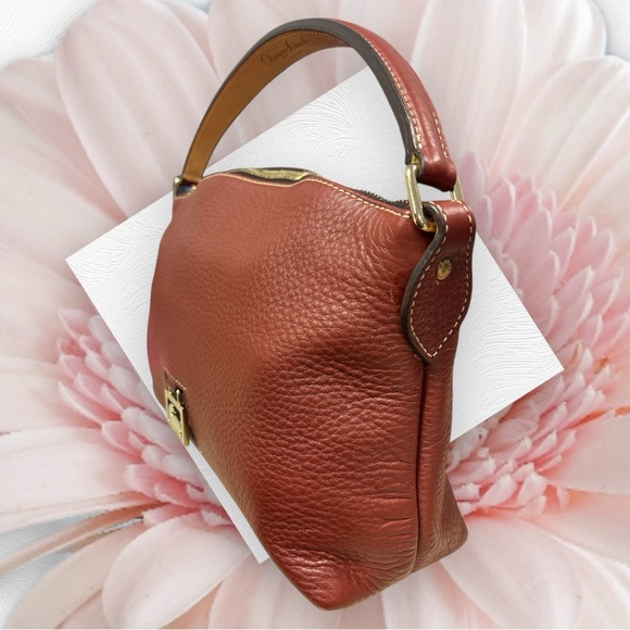Dooney & Bourke Leather Shoulder Bag LIKE NEW - Picture 5 of 15